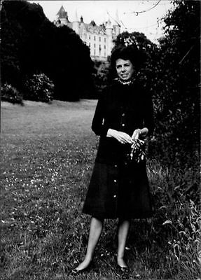 sutherland countess elizabeth ii janson alistair haldane tongue millicent trust broderick carroll mainstream extracts foundation international duke feed duchess scotland